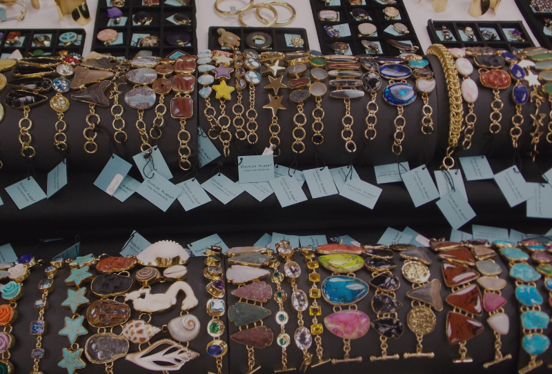 10 Tips to follow for a successful jewelry trunk show