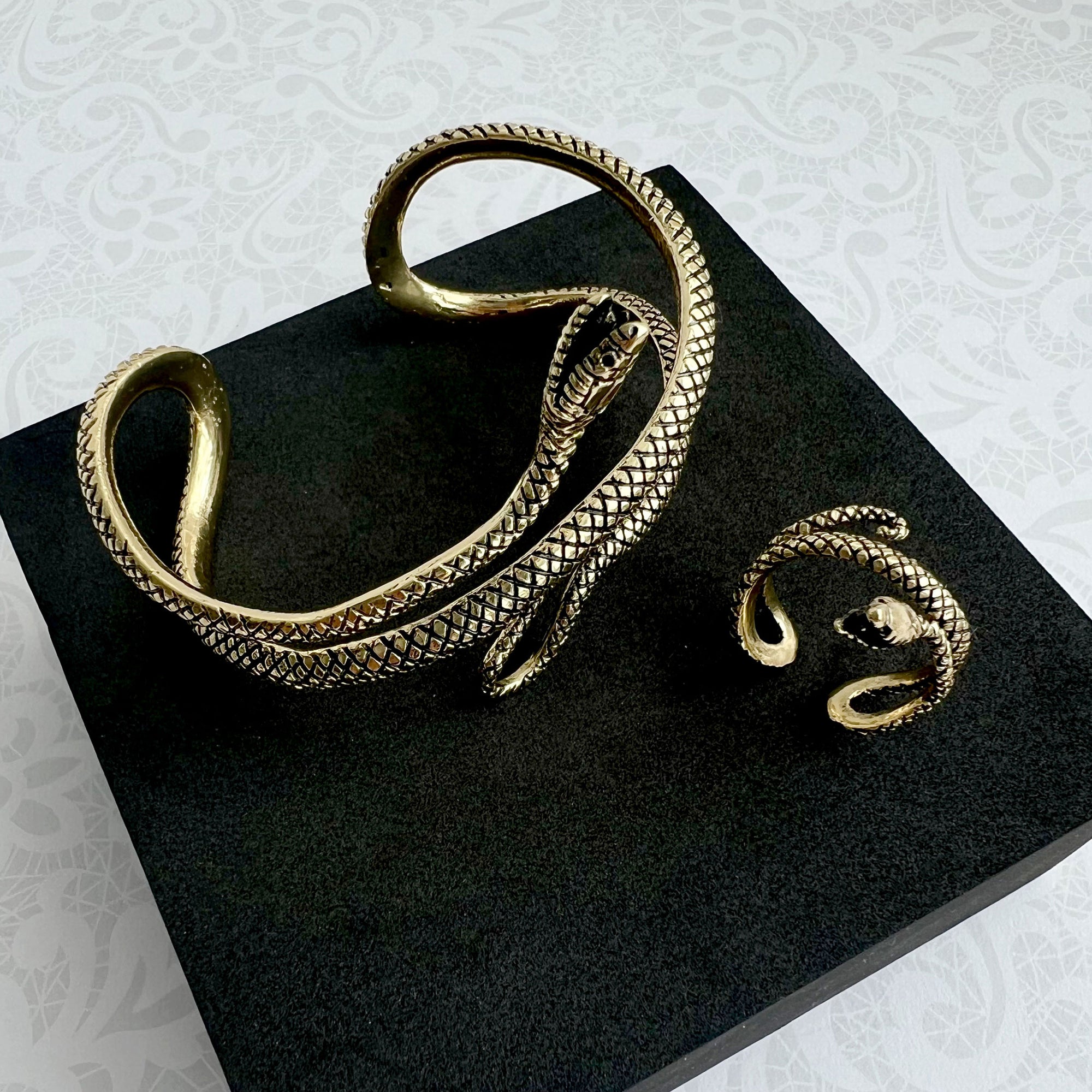 Alchemia Snake Oxidized Adjustable Ring | Charles Albert Jewelry