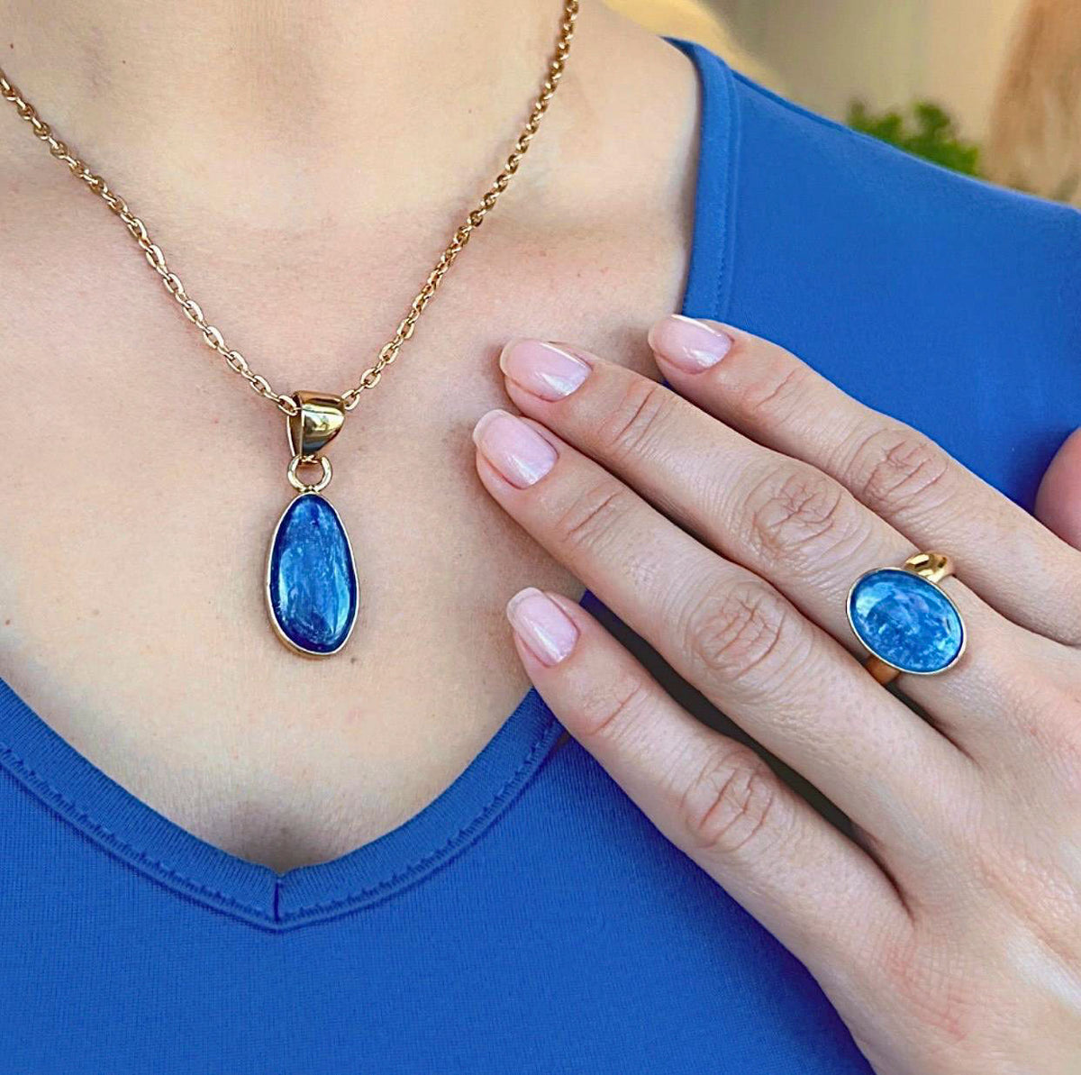 Alchemia Kyanite Freeform Pendant | Charles Albert Jewelry