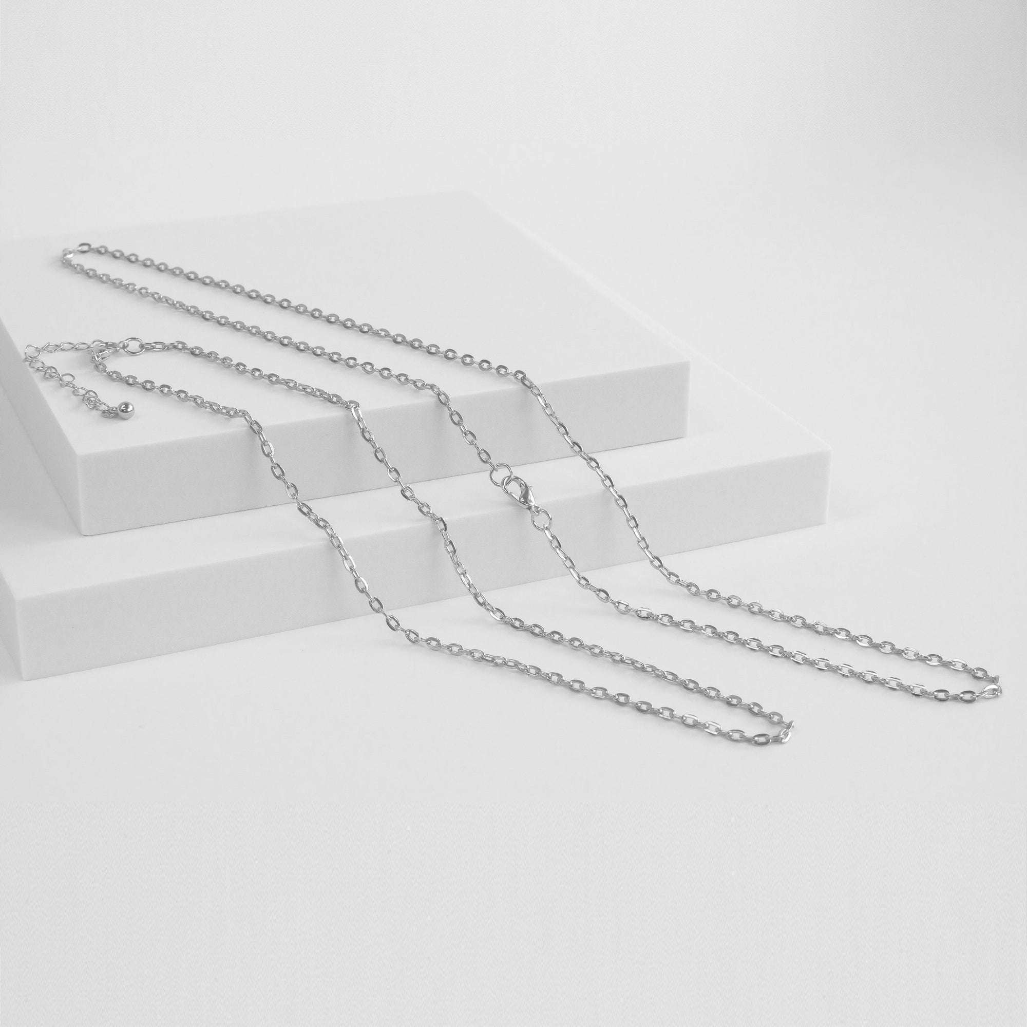 Silver Tone Flat Oval Base Metal Chain | Charles Albert Jewelry