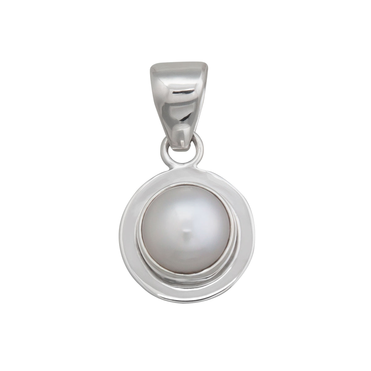 Sterling Silver Pearl Pendant with Detailed Edge | Charles Albert Jewelry